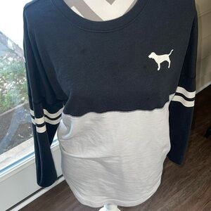 Victoria’s Secret Longsleeve shirt